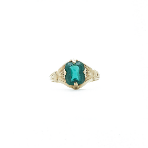 "10K Yellow Gold and Green Gemstone" Ring