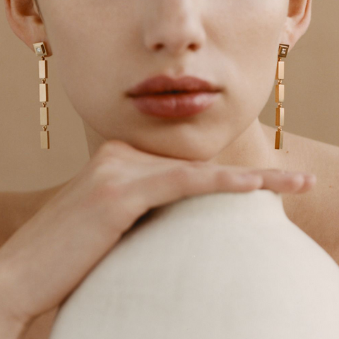 "GOLD BAR AND CARRE DIAMOND STAIRCASE DROP" EARRINGS