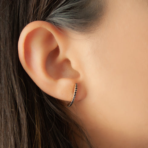 "Black Diamond Stitch" Mono Earring