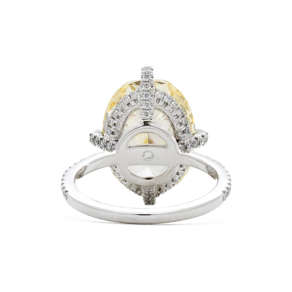 "18K White Gold & Oval Yellow" Ring
