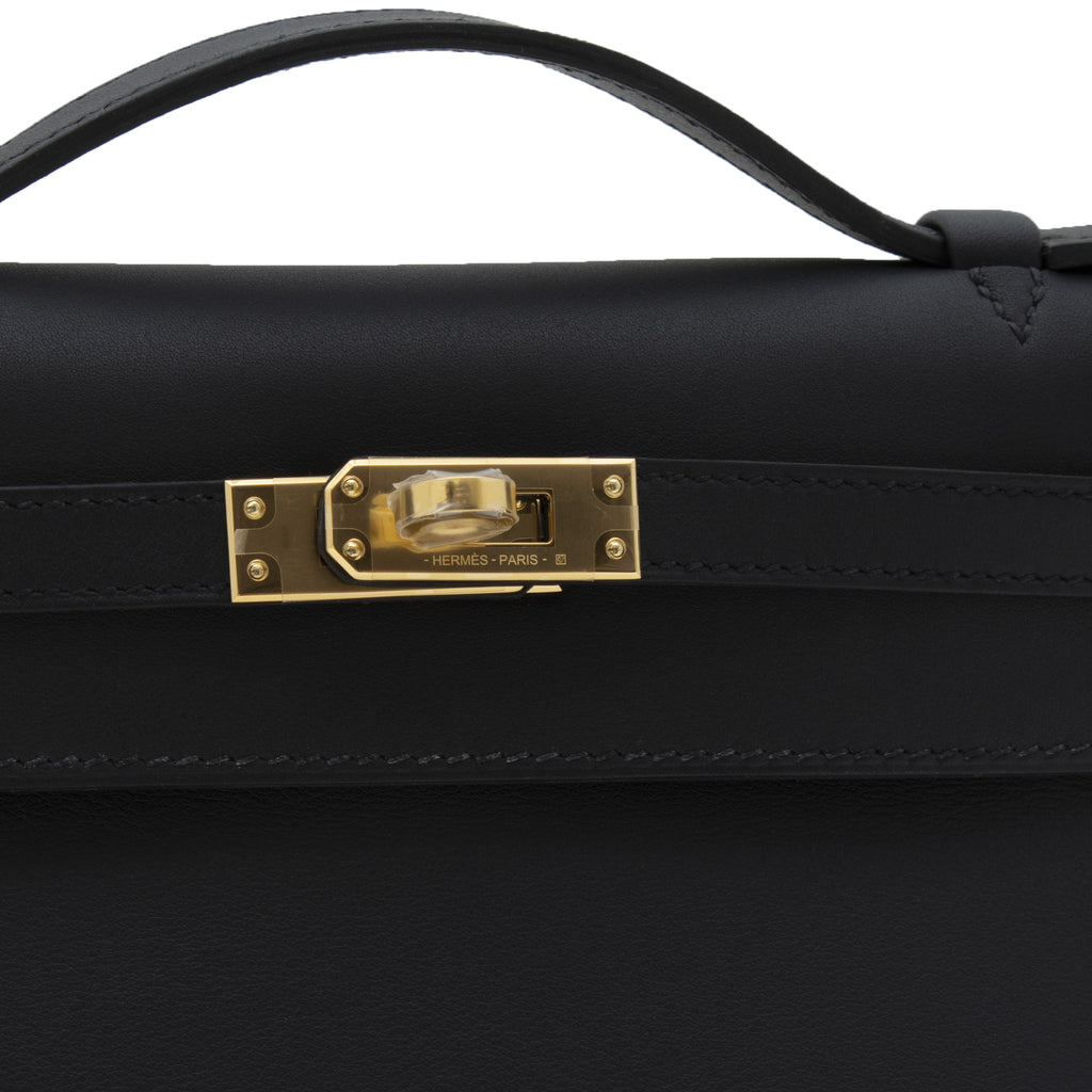 HERMES Kelly Pochette Swift Black Gold Hardware Clutch Bag B